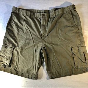 🌴Mens Haggar Cargo Shorts Sz 44 Olive